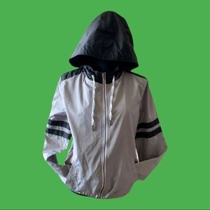 Zine Grey Windbreaker